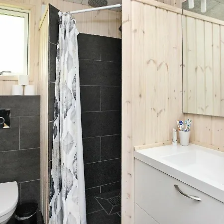 10 Person In H Jslev Holiday home Lund (Hojslev)