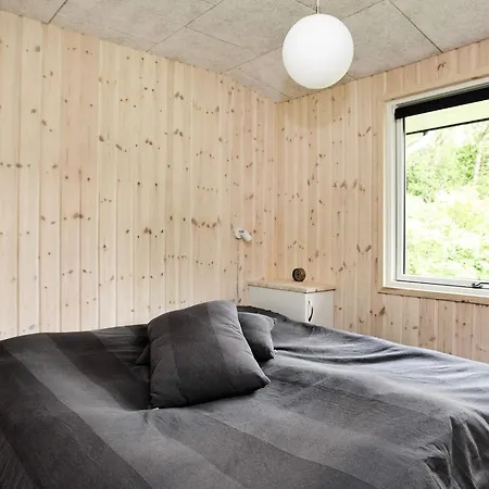 10 Person In Hojslev Semesterbostad Lund (Hojslev)